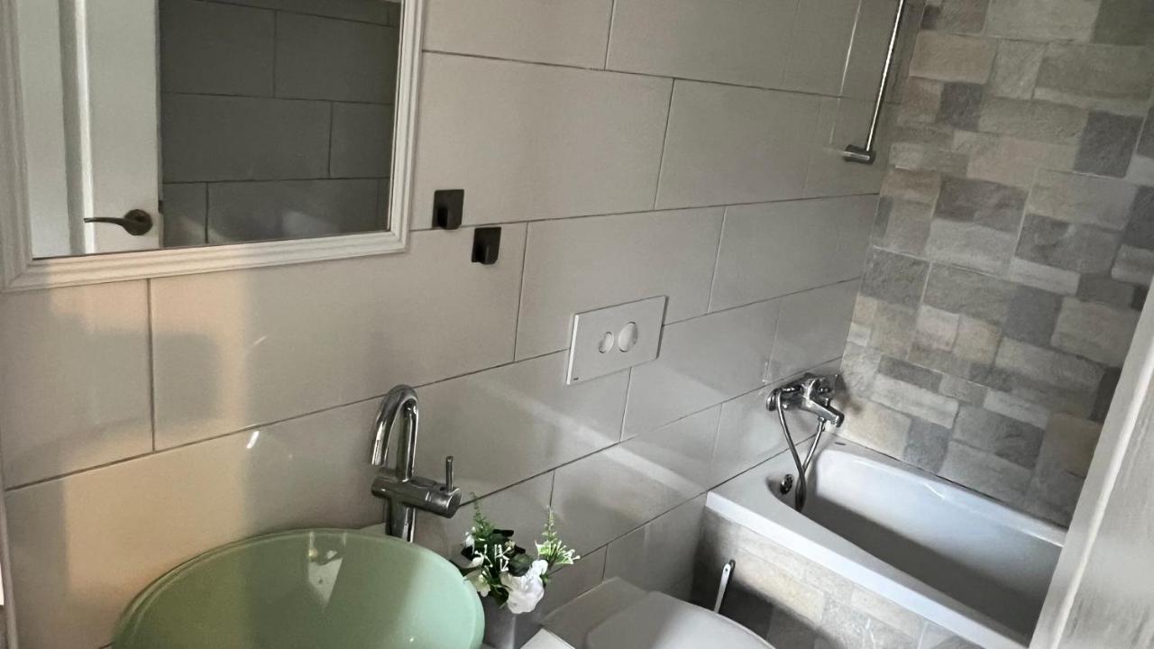 Holiday Home Maria One Minute From -Beach Zadar Exteriör bild