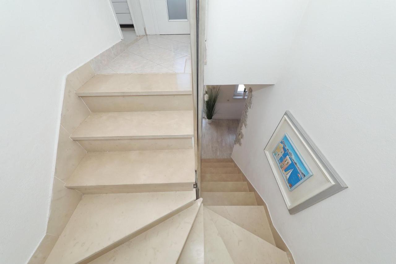 Holiday Home Maria One Minute From -Beach Zadar Exteriör bild